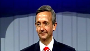 Dr. Robert Jeffress responds from the pulpit of the First Baptist Church of Dallas to a column written by Steve Blow in the Dallas Morning News on September 5, 2010.  
